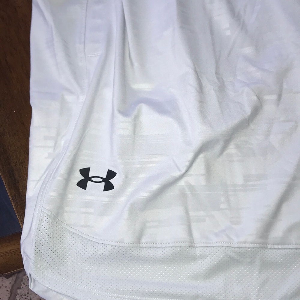 Under Armour shorts - Picture 2 of 5
